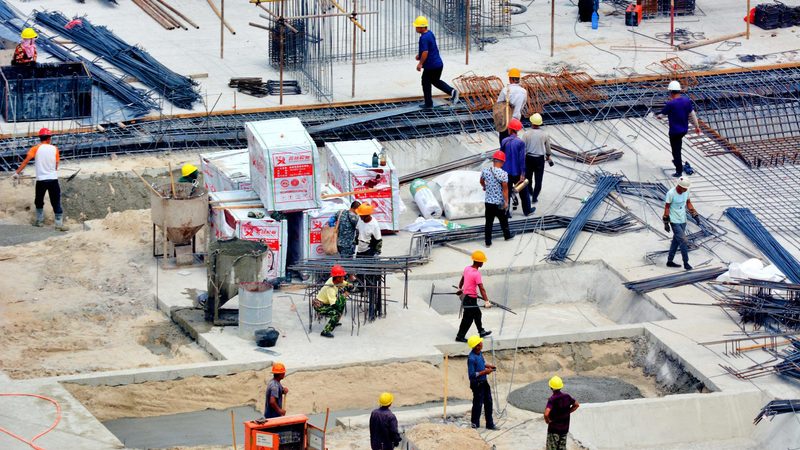 房建工程承包，每平米价格如何构成？**